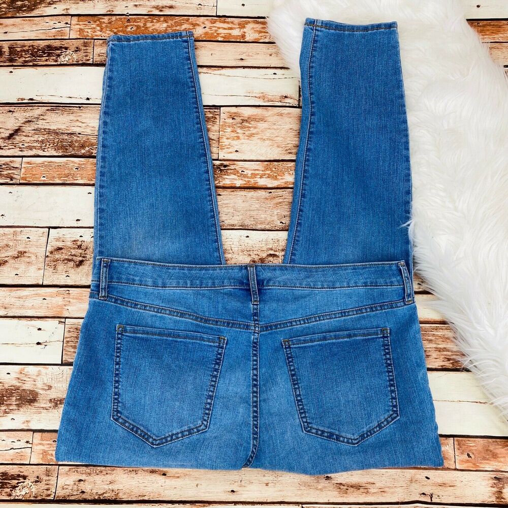 Old Navy Women's Super Skinny Mid Rise Jeans Size 18 Stretch Light Wash Zip Fly - Picture 6 of 6